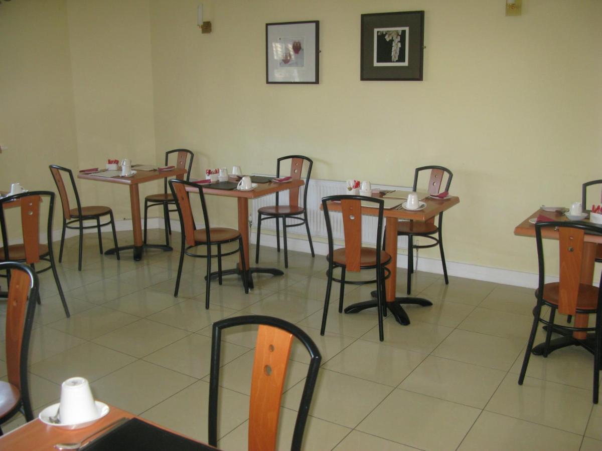 קילקני Laragh House B&B מראה חיצוני תמונה