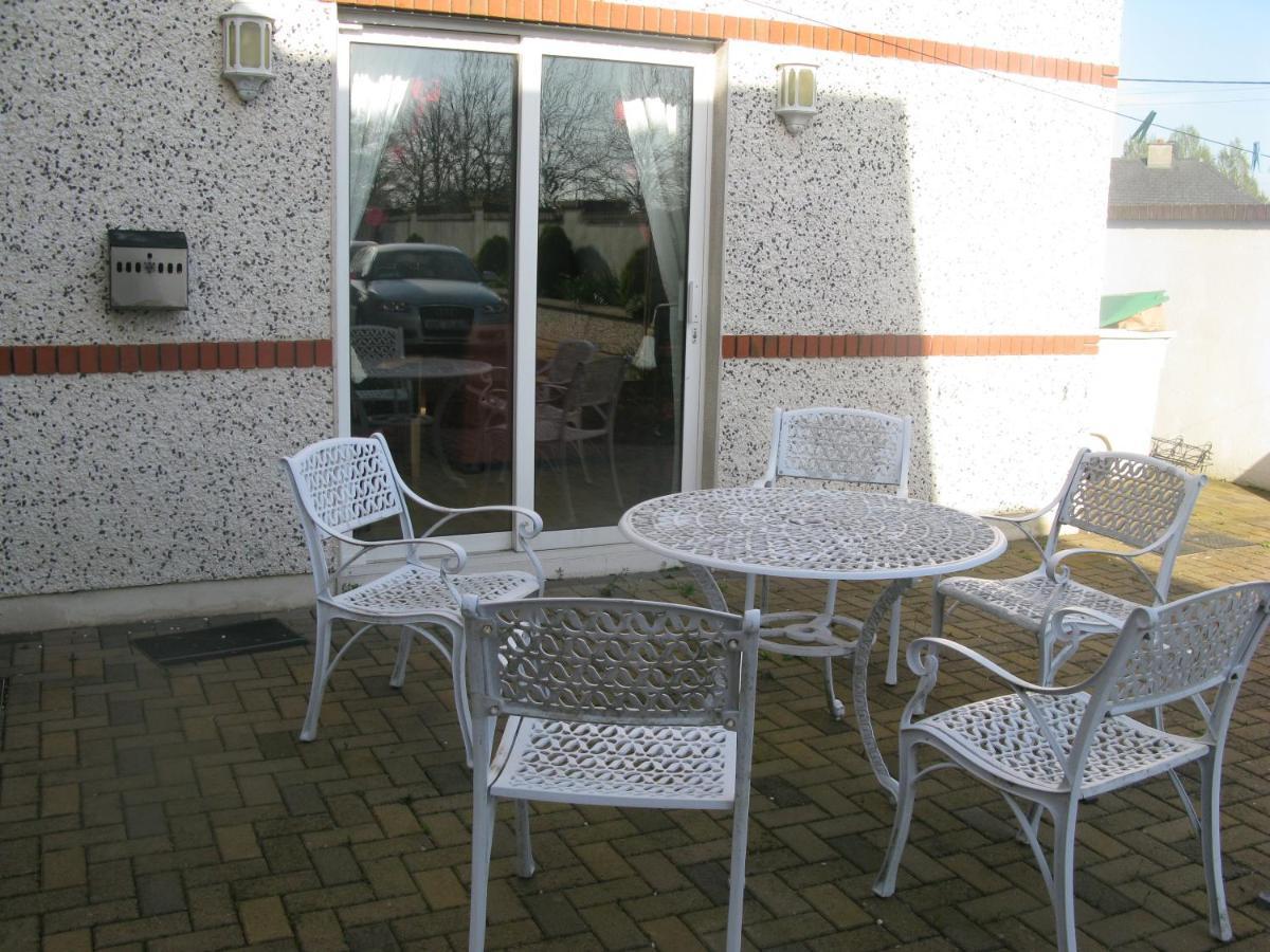 קילקני Laragh House B&B מראה חיצוני תמונה