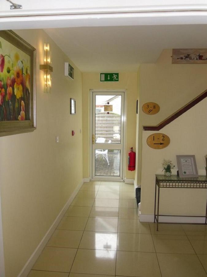 קילקני Laragh House B&B מראה חיצוני תמונה