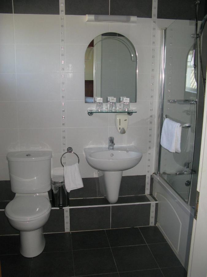 קילקני Laragh House B&B חדר תמונה