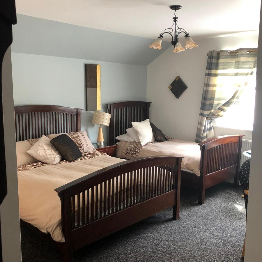 קילקני Laragh House B&B מראה חיצוני תמונה